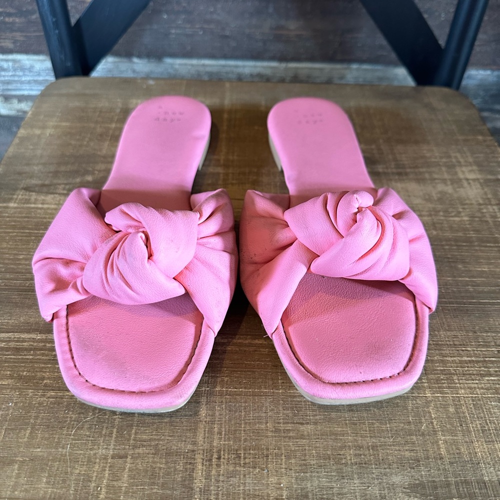 A New Day Bow Knot Sandal - Women’s Size 9